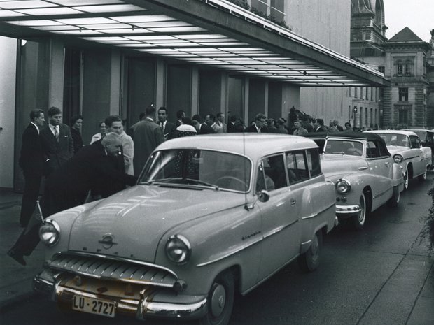 Anfahrt zum Konzertabend (1958) © Archives Lucerne Festival