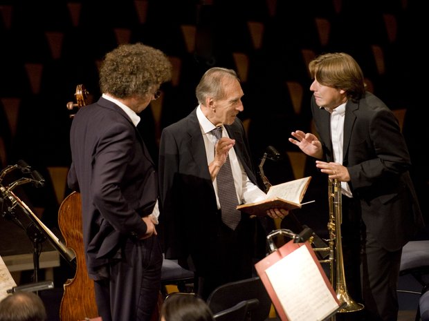 Claudio Abbado bei einer Probe mit dem Lucerne Festival Orchestra, 2010